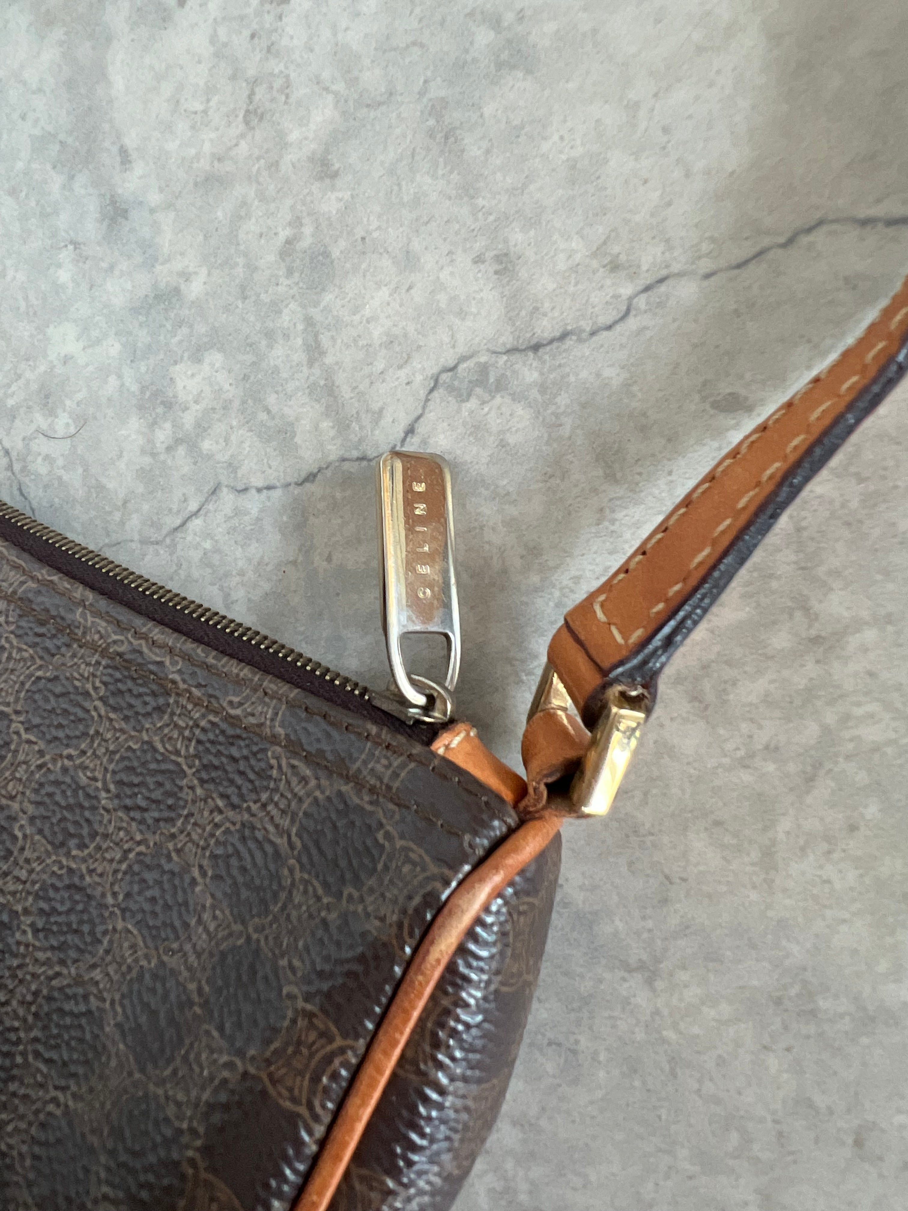 Macadam accessory pouch