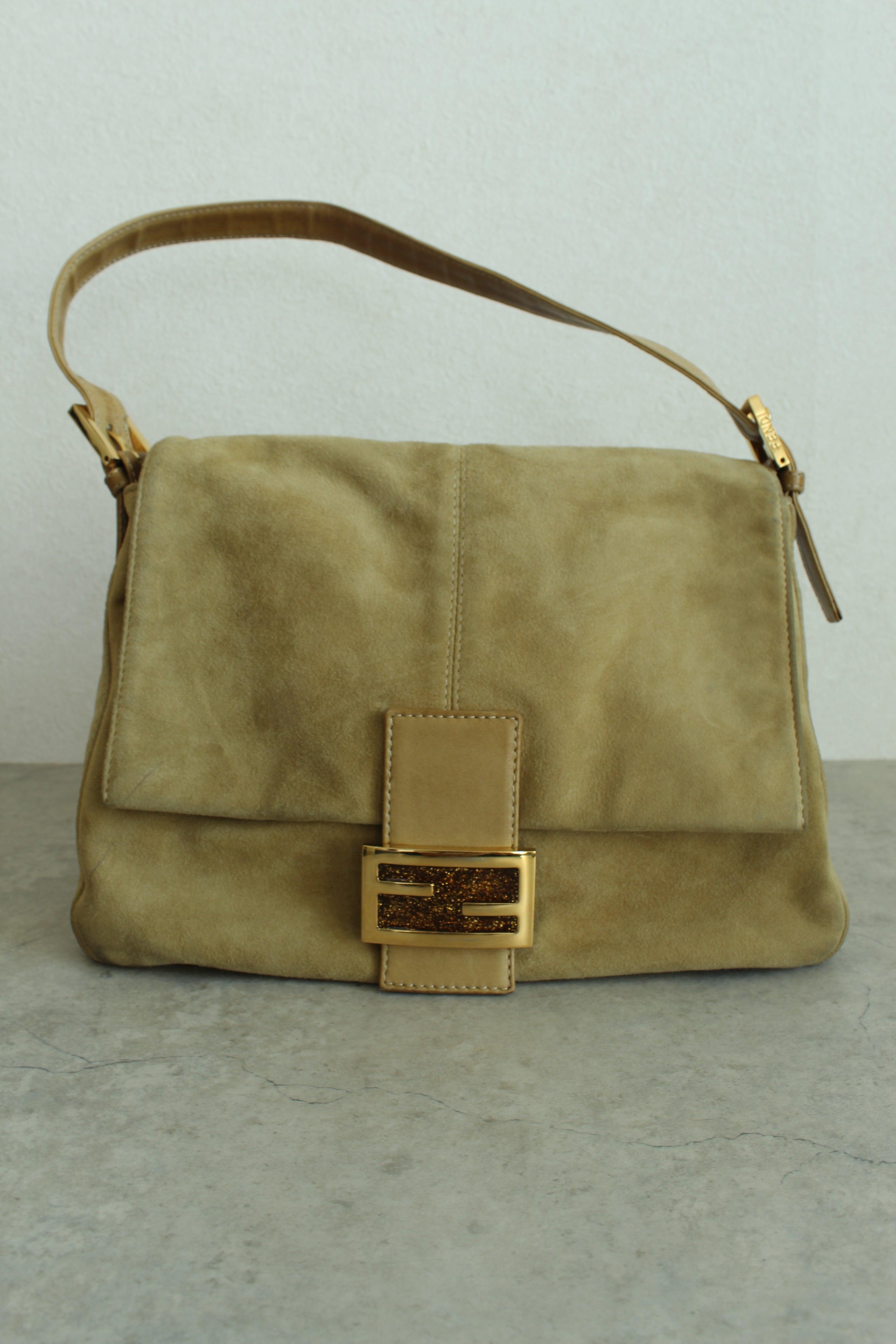 Suede Mama Baguette in Beige