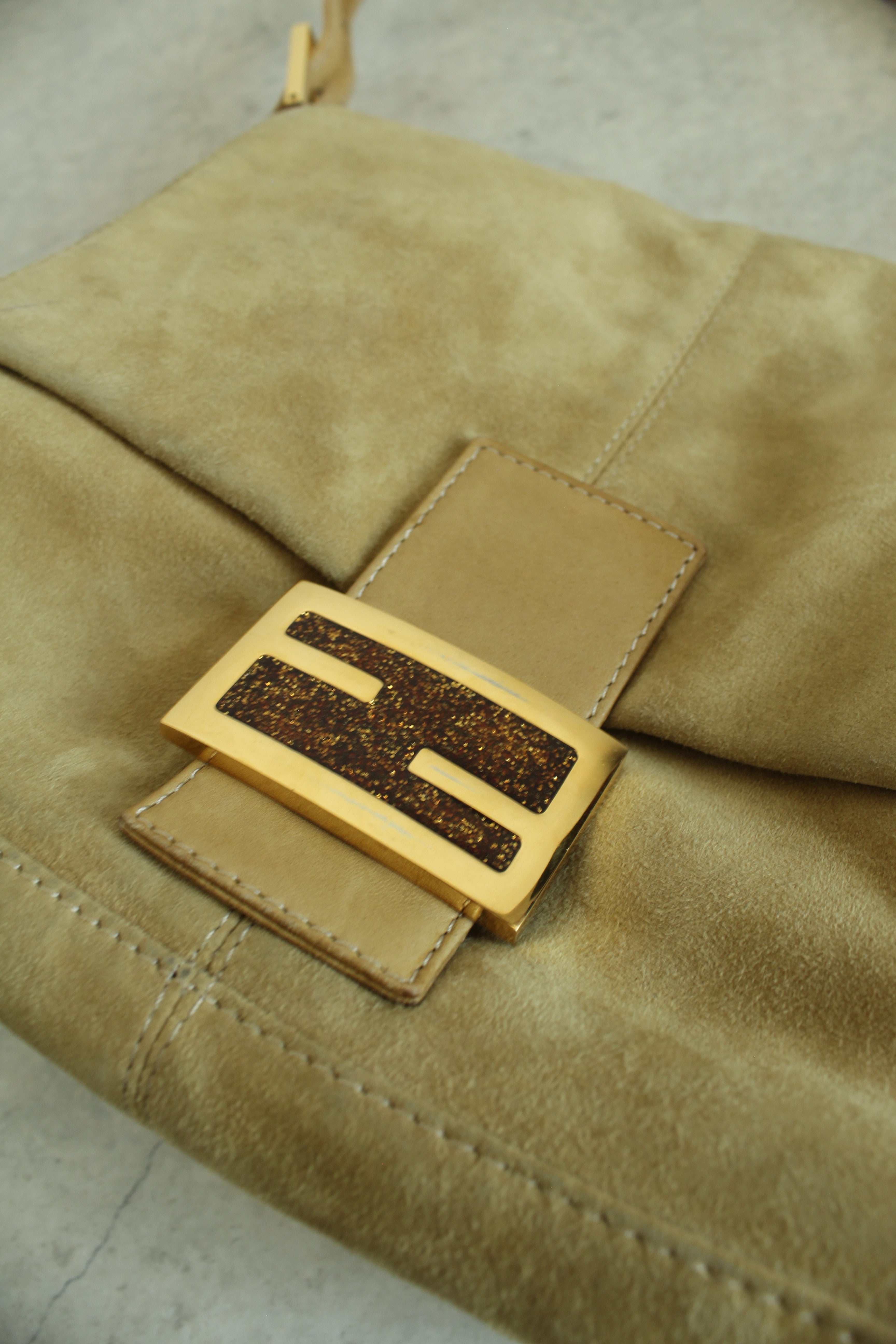 Suede Mama Baguette in Beige