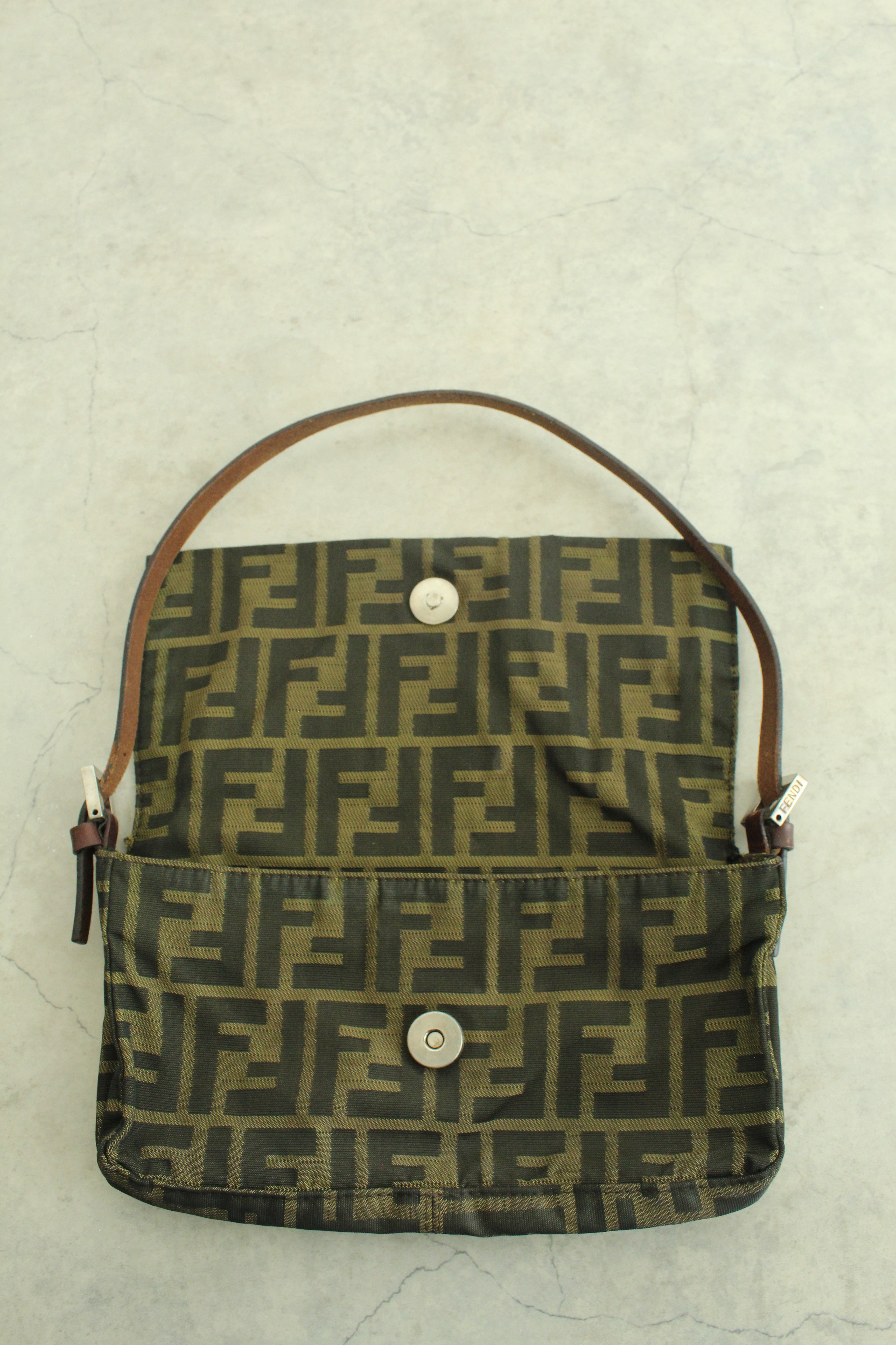 Small zucca baguette handbag