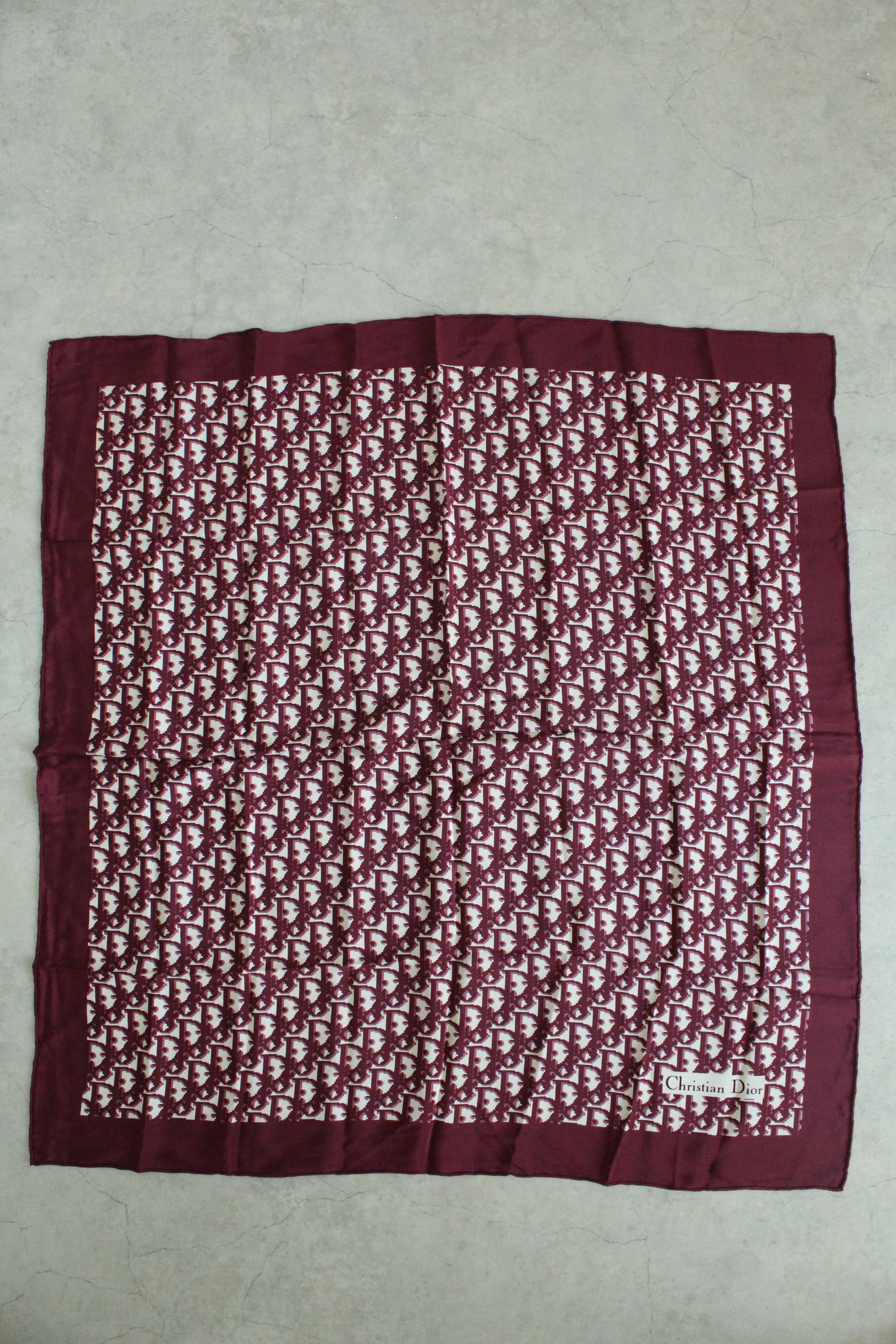 Silk Oblique scarf in burgundy red